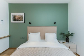 River city apartments No 2 by URBAN RENT